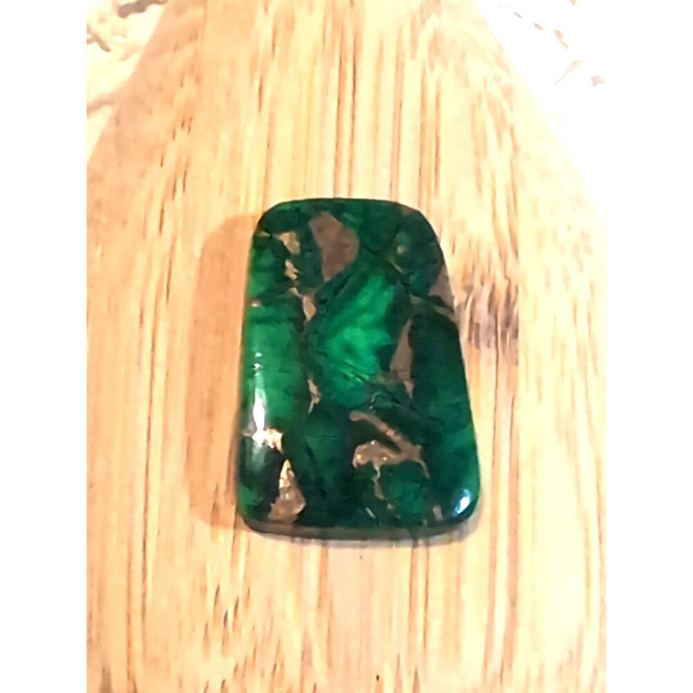 Irish Dahlia Cabochon